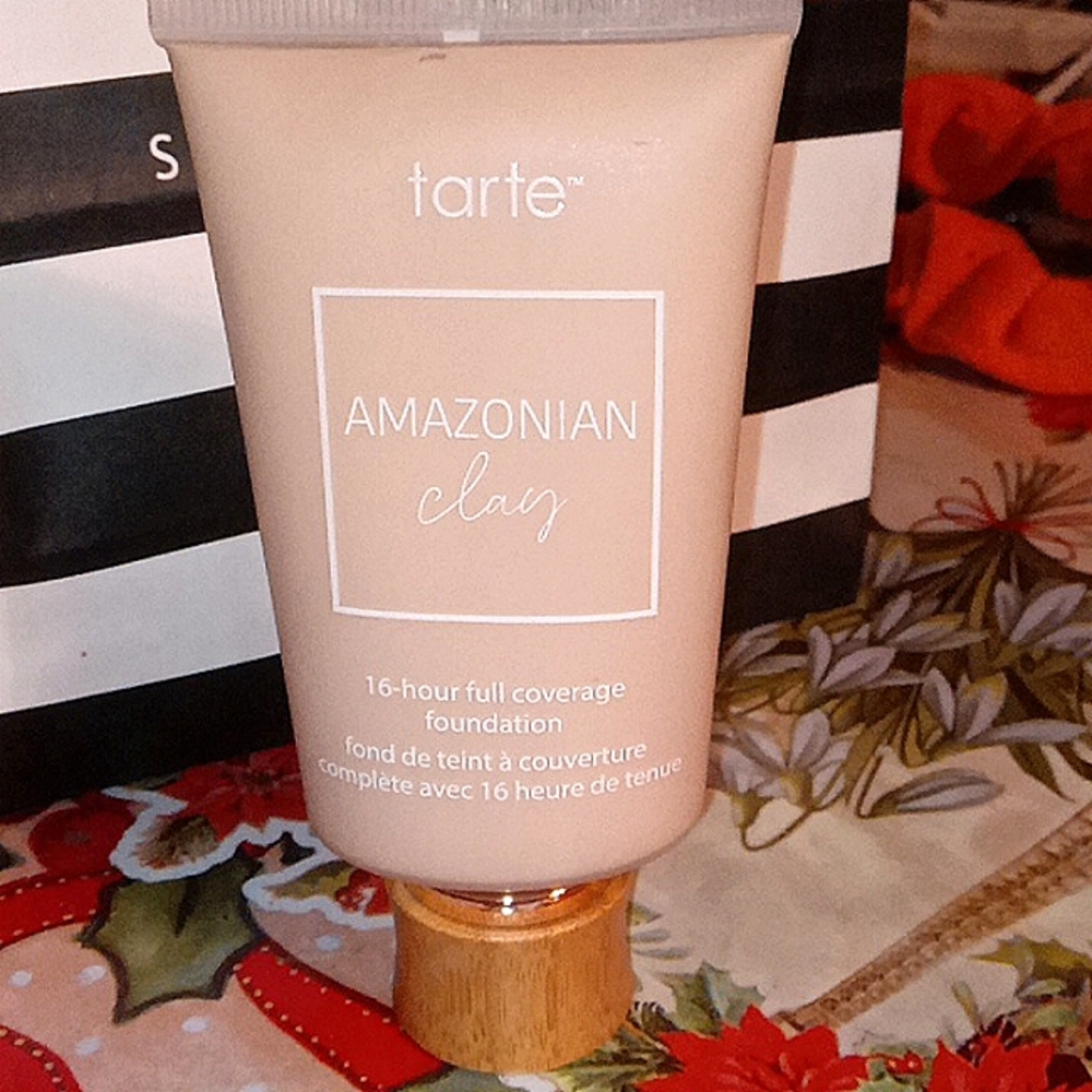Tarte Amazonian Clay Foundation